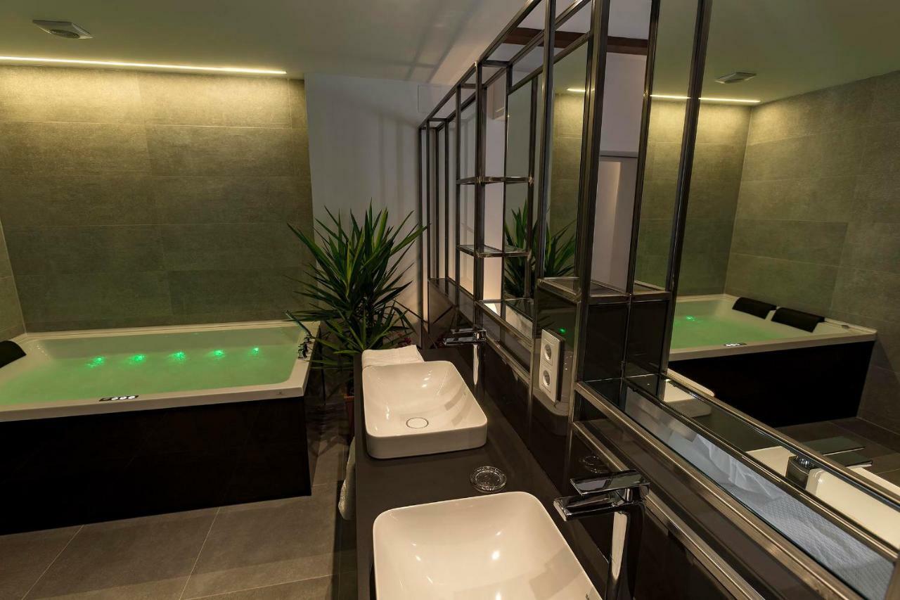 Vinatea Suites Morella Kültér fotó